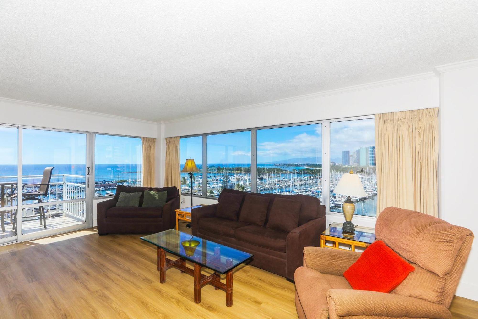 Ilikai Tower 943 Yacht Harbor View 2br * Honolulu